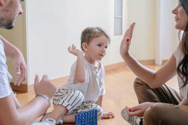 Authoritarian Parenting: Strict Rules or Stifling Creativity?