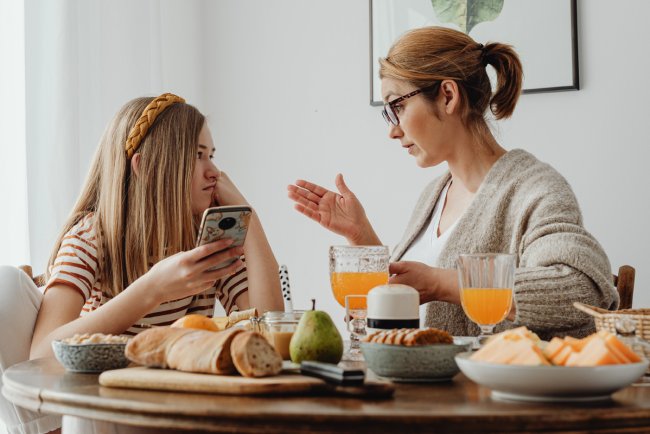 Setting and Enforcing Boundaries: A Guide for Parents