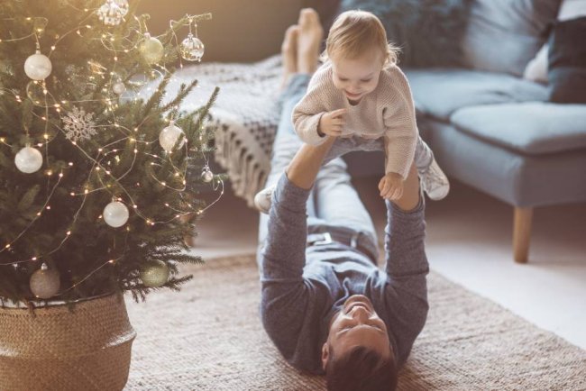 Creative Ways to Bond with Your Kids During the Holiday Season