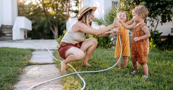 Summer With Kids: Practical Advice for Maintaining Your Sanity and Enjoying Yourself This summer with children.