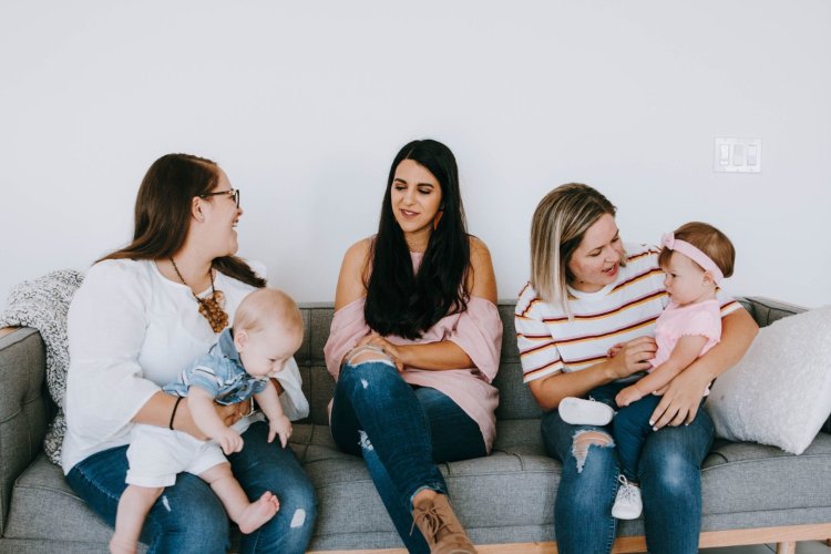 Making Friends With Mom After 30: The Uncomfortable Reality