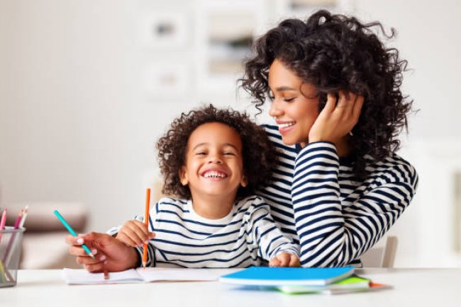 How to Boost Your Happiness as a Mother (Even When You are Feeling Down)