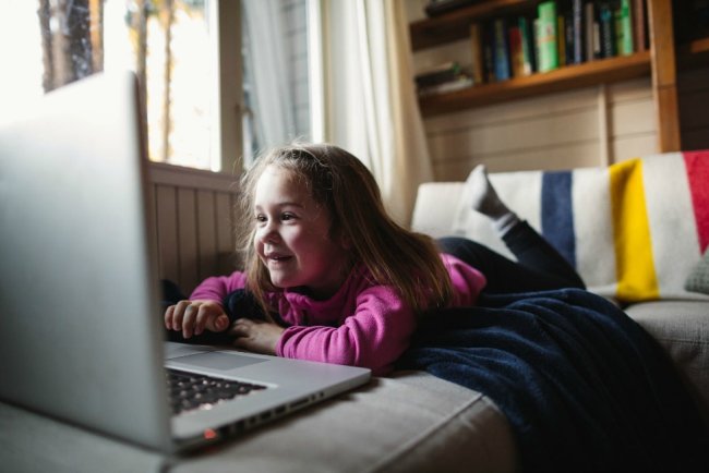 How to Be a Fun Mother Without Losing Your Authority or Sanity (21 Inspiring Children's Memories)