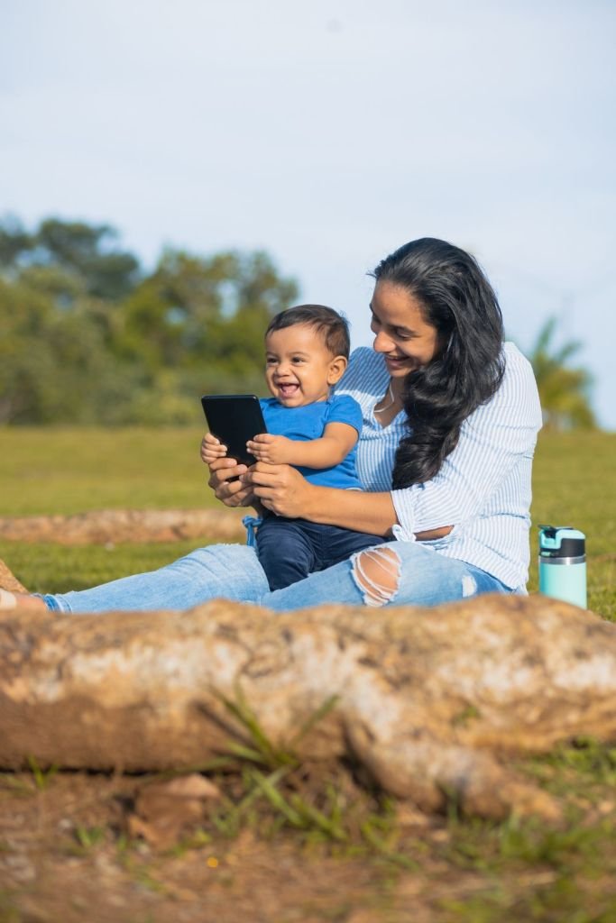 Five Strong Arguments for Mothers to Honor Immigrant Heritage Month