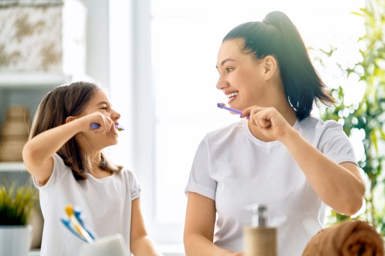 How to Actually Enjoy Dental Hygiene with Children (Yes, It is Possible)