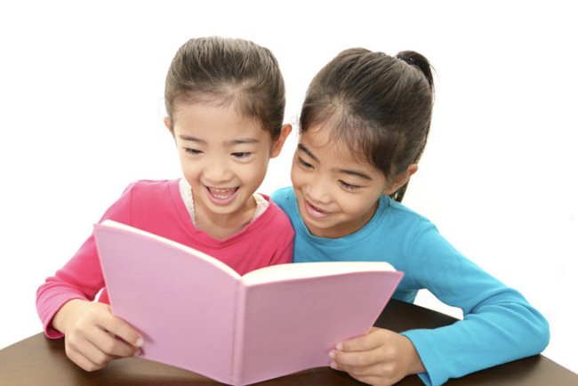 Print vs. Ebooks for Toddlers: Which Is Better for Reading Time?